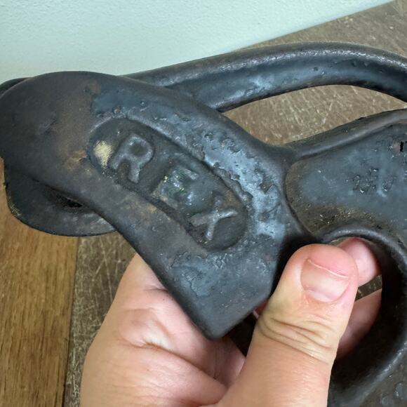 REX 27 Hand Operated Rivet Press ANTIQUE Pat Pend October 9 1900 Cast Iron - Picture 8 of 12